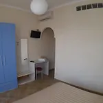 Happy Hotel 3*