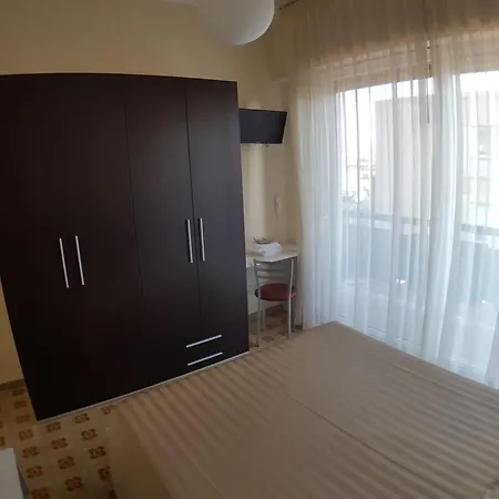 Happy Otel 3*