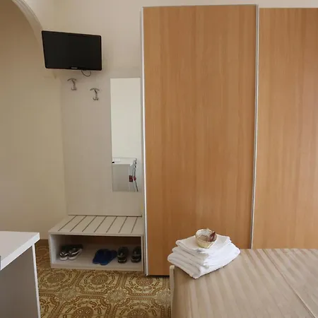 Otel Happy