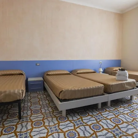 Happy Hotel Battipaglia