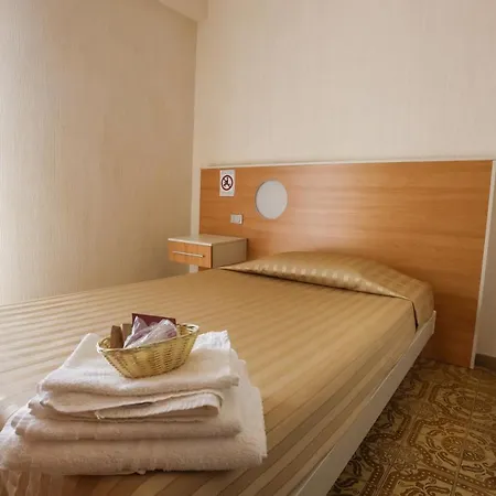 Otel Happy 3*