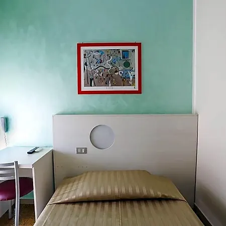 Hotel Happy
