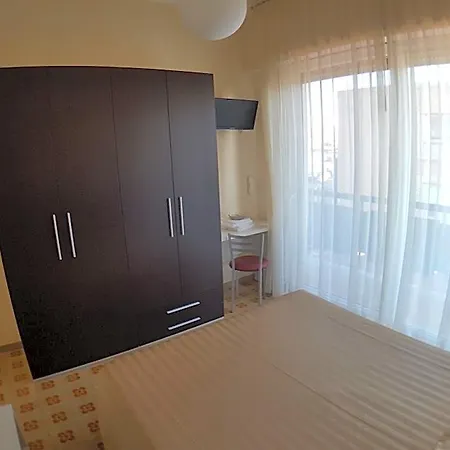Hotel Happy