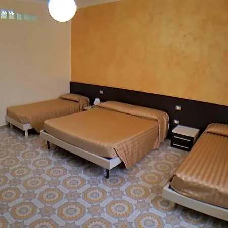Happy Hotel Battipaglia